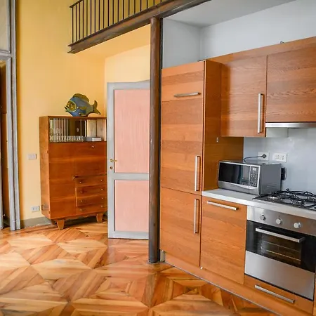 Apartment Incantevole Appartamento Settecentesco Turin